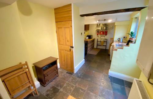 18th Century Oak Beamed Cosy Cottage - Foto 9