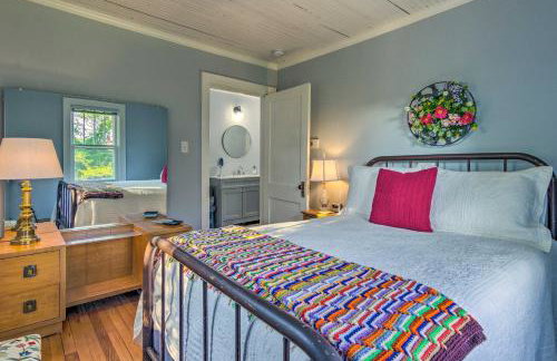 Restored Mars Hill Home on 1 Acre Walk to Town! - Foto 17