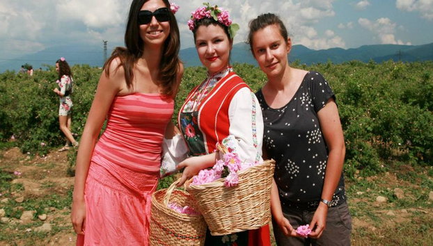Le Monument de Bouzloudja et la Vallée des Roses - Excursion d'une journée - Photo 5