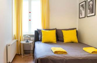 Kudamm plus AC plus SelfCheckIn plus Free Street Parking - Foto 16