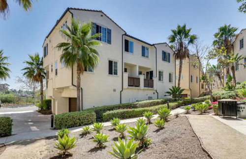 Walk to Public Transit Oceanside Home with Balcony - Photo 27