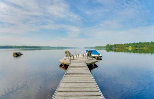 Hot Tub and Boat Dock Waterfront Maine Retreat! - Foto 37