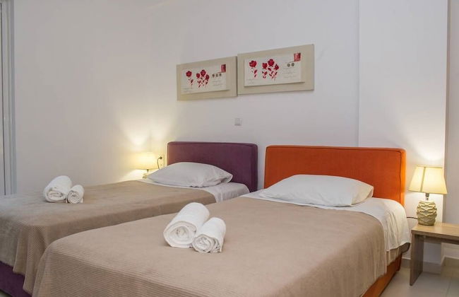 Nina's Villa, Cosy Seaview Retreat - Foto 5