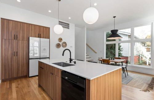 Modern Amenities Downtown - Raleigh Craftsman - Foto 15