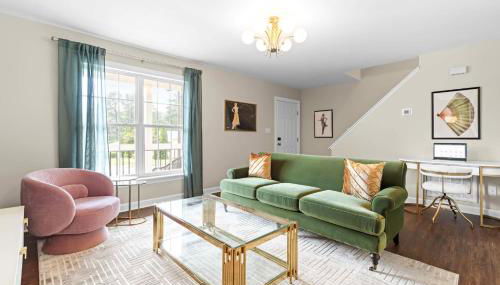 Raleigh Retreat w Fire Pit Patio & Workspace - Foto 5