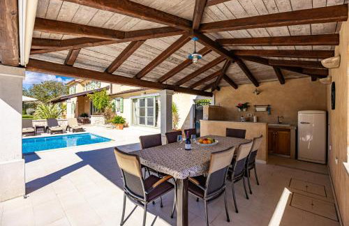 Villa Vlacich for 8 people near Labin - Rabac with heated pool, sea view & kids playground - only 2 km from the beach - Foto 14