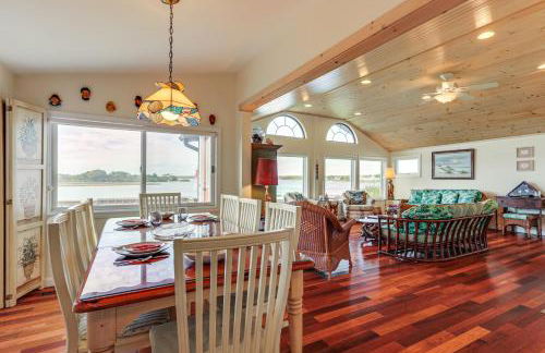 Dock and Water Access Charlestown Beach Escape! - Foto 9