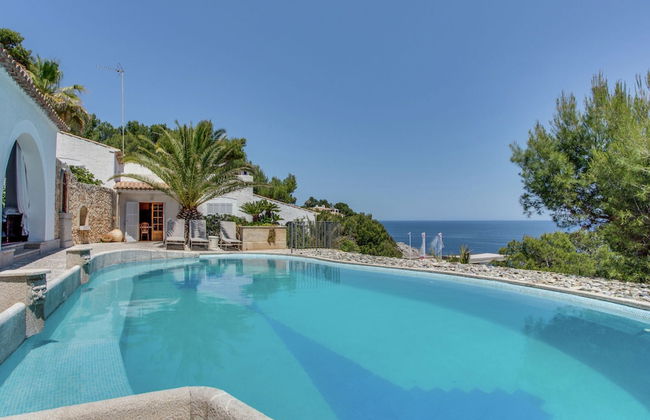 Fantastic Villa With Private Swimming Pool, Garage, Bbq, Patio, Wifi and the sea - Foto 27