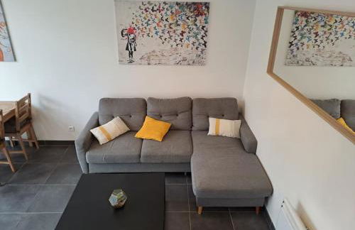 Bel Appartement Grande Terrasse avec parking à Dijon - Foto 17