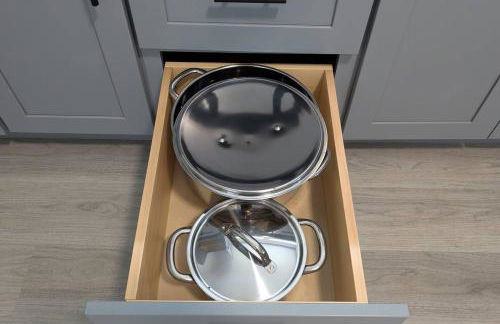 Cozy Gem 18Min to EWR, 8min > NYC Train + Parking - Foto 40