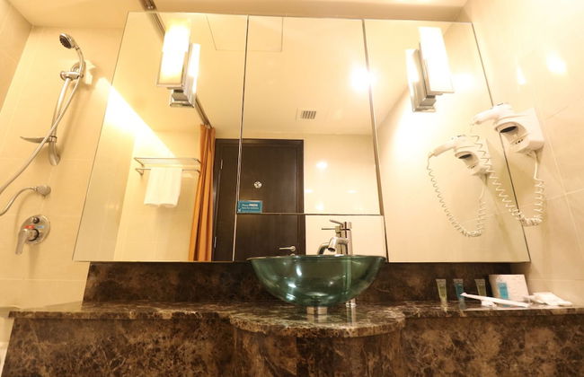 Raintree Resort suites at Bandar Sunway - Photo 23