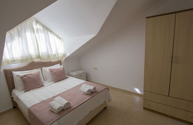 Infinity Olympia Apartments - Photo 13