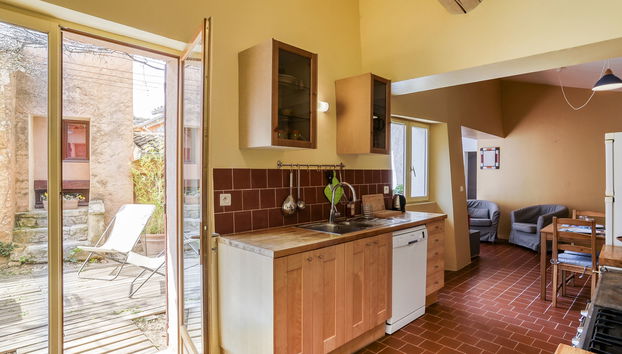 Kitchen / Dining Room