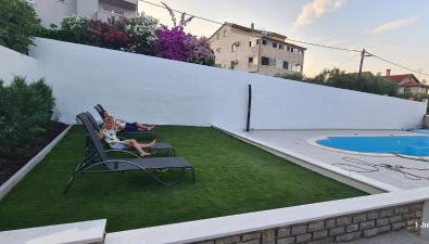 Apartman Ana with POOL - Foto 3, Garden, sunbed
