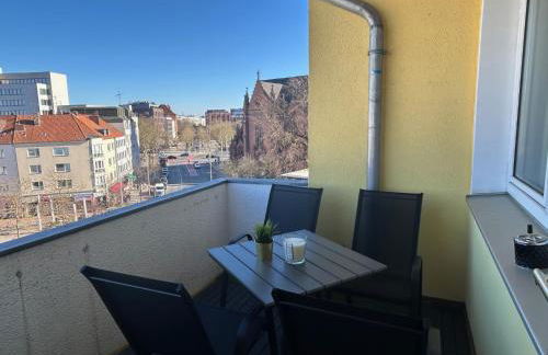 ED-große, moderne Wohnung in zentraler Lage, mit Balkon, Lift und Parkplatz - Foto 11