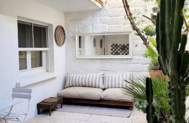 La maison blanche Intra-Muros Free parking - Foto 19