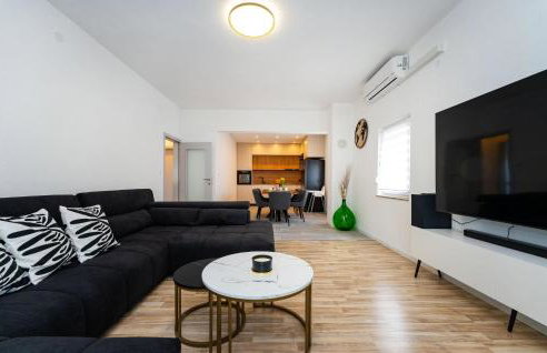 Lovely Apartment In Skabrnja - Foto 4