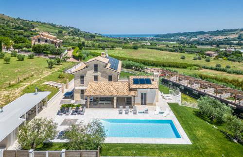 Villa Amore di Ada - Modern Design Villa - AirCo, Private Pool & Near The Beach - Foto 1