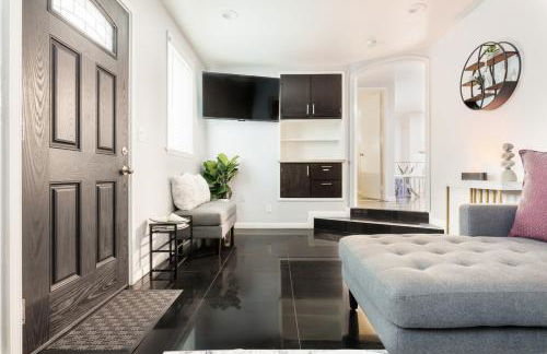 Victorian Retreat 2Bed, 1Bath, Parking, Game Room - Foto 5