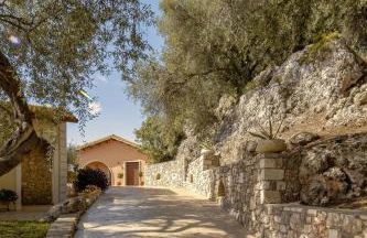 Apolis Villas & Suites Resort - Photo 92