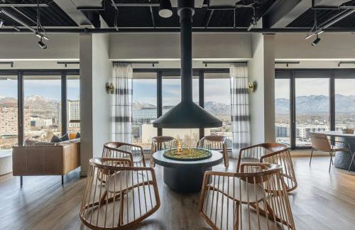 High Rise 11th Floor City Views Free Pkg Gym - Foto 21