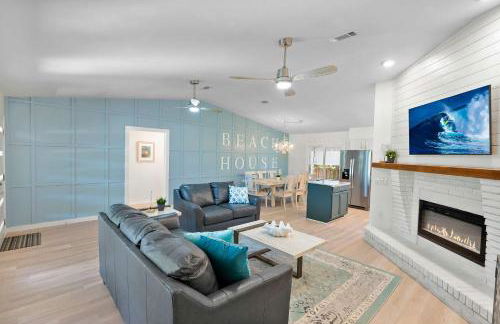 3BR Family Getaway Steps to Sand & Sun - Foto 9