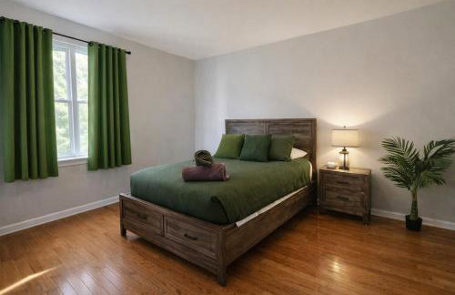 Luxury 5BR Retreat - Hot Tub - Game Room - 2 Fire Pits - Foto 22
