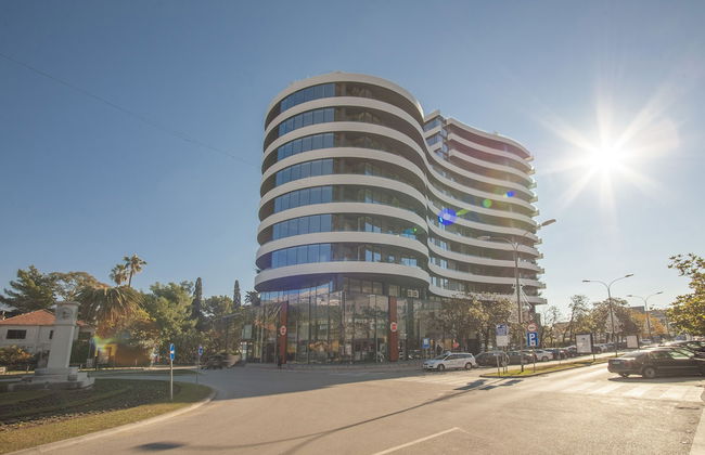 Royal Gardens Paradise - Photo 1