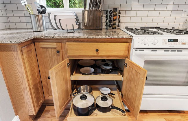 Private park in a cozy home next to I-90 huge yard - Foto 11