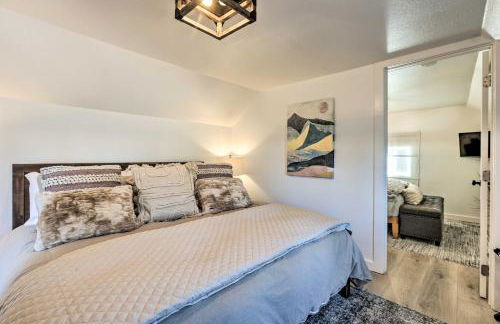 Walk to Lake Tahoe Cozy Zephyr Cove Cabin! - Foto 16