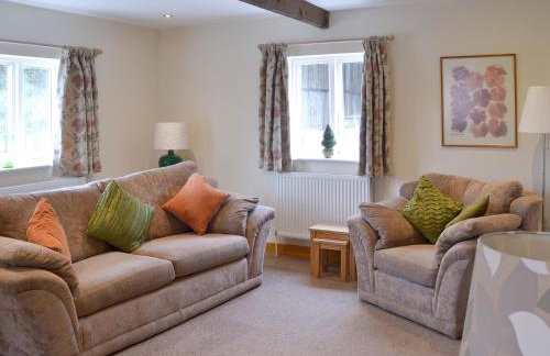 The Stable - Photo 2