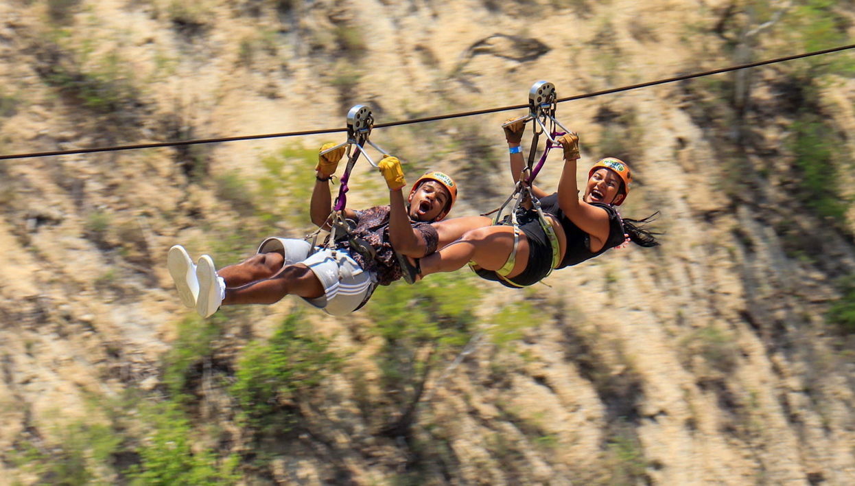 Monster Ziplines Ticket - Foto 1