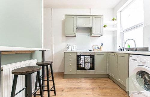 Cosy 3 Bedroom house in Wigan - Photo 15