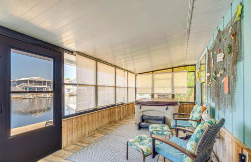 Waterfront Hernando Beach Home with Dock and Hot Tub! - Foto 20