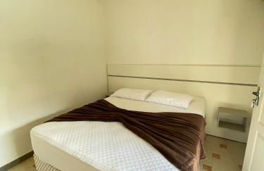 Casa Sol - Com Piscina - Praia de Mariscal - SC - Foto 2