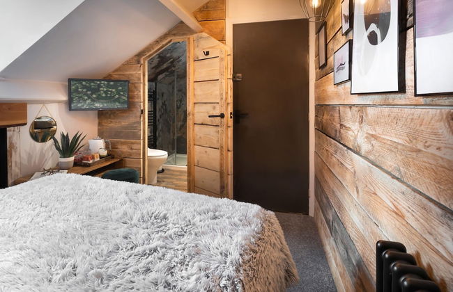 Windermere Central Hotel - Room 4 - Photo 18