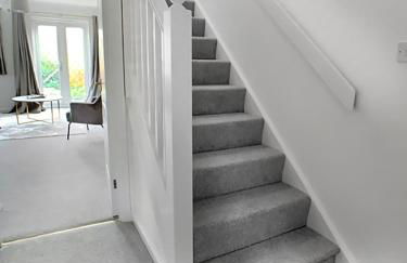 Woking - Parking Garden 2Bed - Photo 10