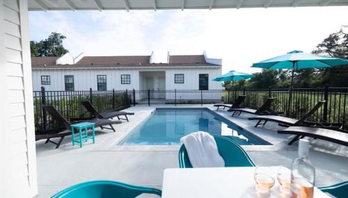 Seaside Veranda 7 - Steps to Beach, Pet-Friendly, Pool, Fast WiFi - Foto 2