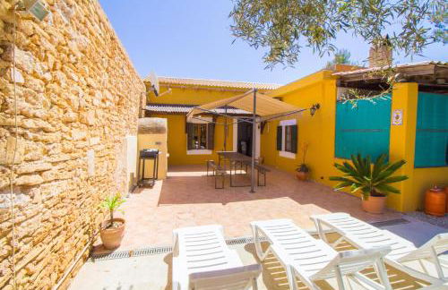 Authentic fisherman's house on the seafront - Photo 26