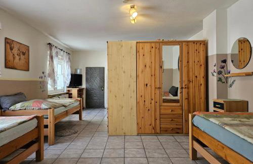 App-O1-2-3-Personen-23km-bis-Frankfurt-Nord - Foto 5