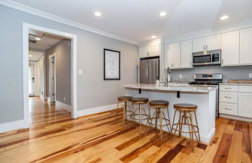 2 Bedroom Bungalow in Five Points Near Downtown - Foto 7