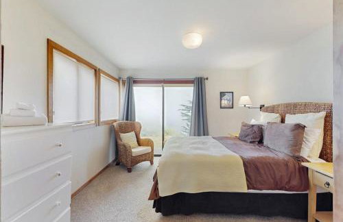 Stoney House - Photo 11