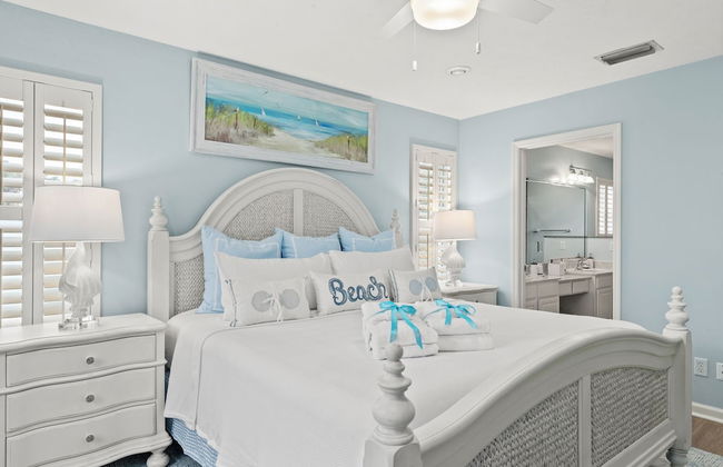 Sunshine House! 3BR 2BA Sleeps 9! Your Perfect Retreat for Comfort and Style - Foto 8