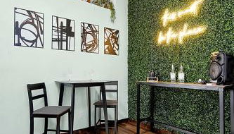 5BR Cottage w Pool & Hot Tub Near Disney - Foto 5