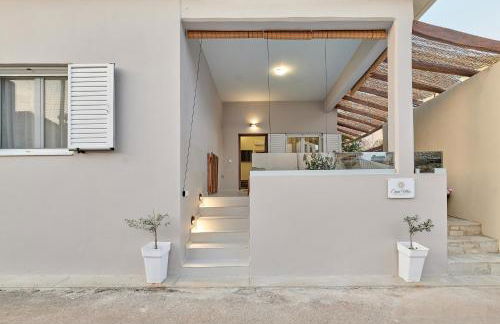 2 bedroom Villa with heated swimming pool-Spa whirlpool-BBQ! - Photo 10