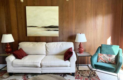 The Redwood Guesthouse at the Floras Lake Getaway - Foto 12