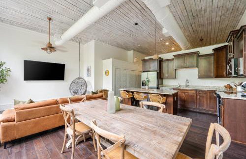 Downtown Loft - Walkable to Dining and Entertainment - Foto 4
