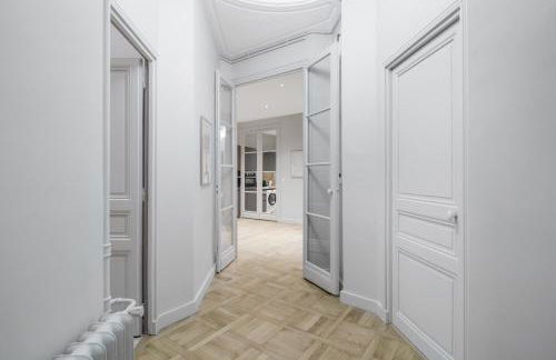 Spacious and elegant 2BR airconditioned Trocadéro - Foto 10