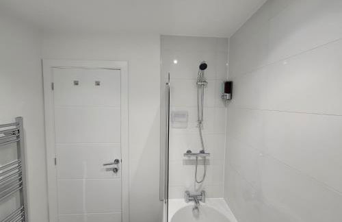 New build home with WI-FI, Smart TV, dedicated office floor, large terrace and Free parking - Foto 6