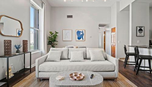 Skyloft Condo - Walk To Stadiums - City Views - Foto 2